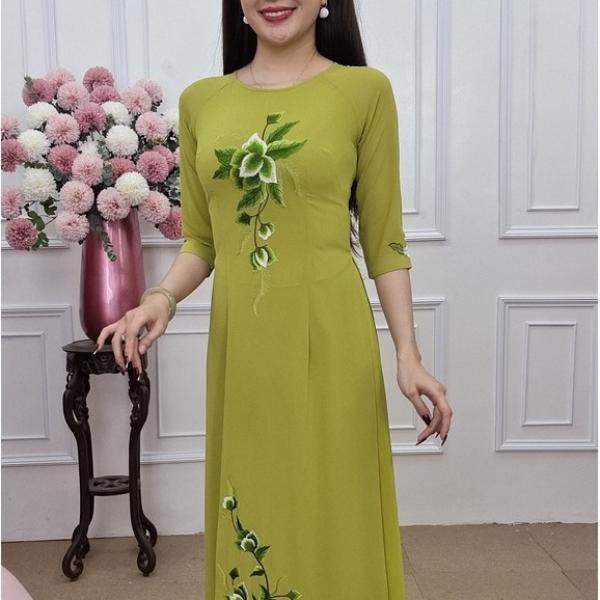 Tặng 207 áo dài chiffon tròn lỡ nền xanh cốm hoa xanh lá măng (KHÔNG GỒM QUẦN)