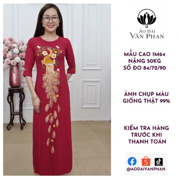 Tặng 45 áo dài thêu vải chiffon đỏ đô thêu con công (KHÔNG GỒM QUẦN)